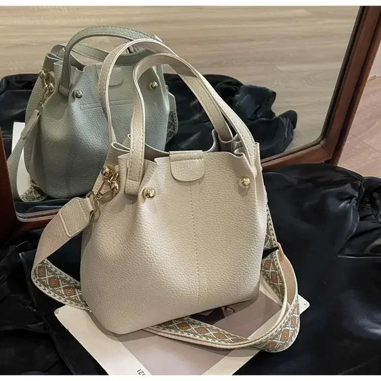 2025 High Quality Solid PU Bucket Shoulder Soft Crossbody Bags Korean High-end Design Large Capacity Women's Handbags