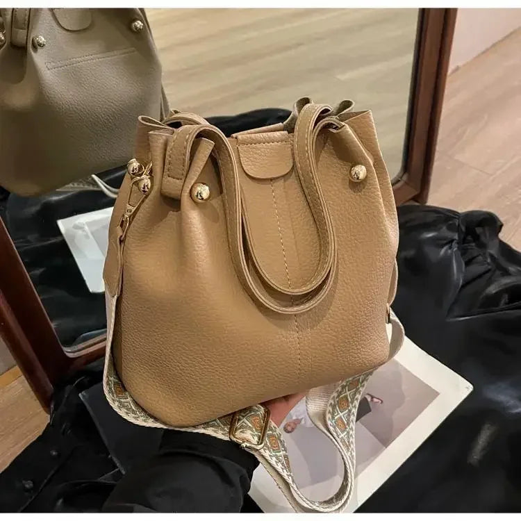 2025 High Quality Solid PU Bucket Shoulder Soft Crossbody Bags Korean High-end Design Large Capacity Women's Handbags
