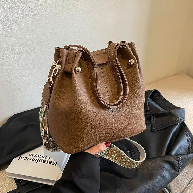 2025 High Quality Solid PU Bucket Shoulder Soft Crossbody Bags Korean High-end Design Large Capacity Women's Handbags