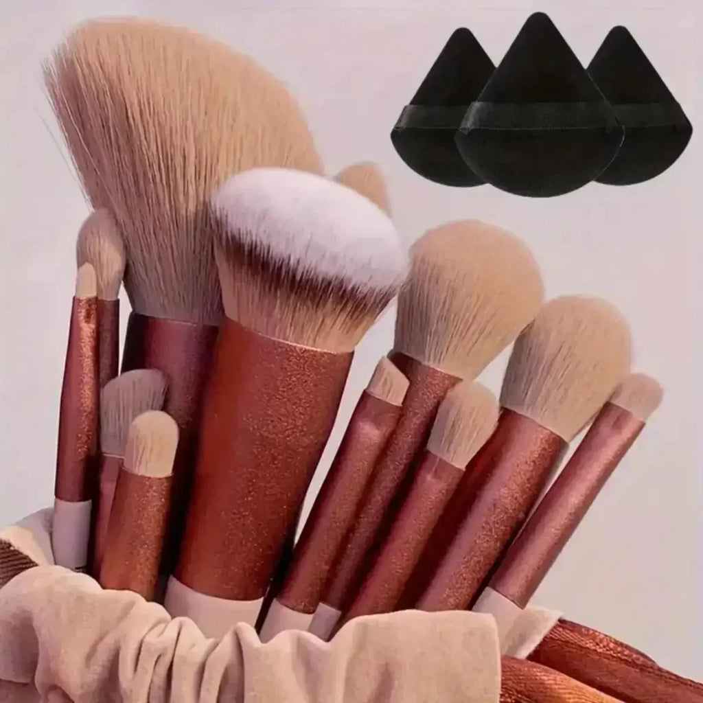 Conjunto de 13 pincéis de maquilhagem com cerdas sintéticas de nylon premium - macios, delicados e livres de crueldade para uma base, blush e pó impecáveis.